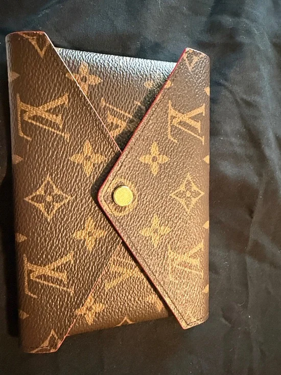 Louis Vuitton Monogram Envelope Clutch set. This is a set of 2. COA included. - Picture 7 of 11